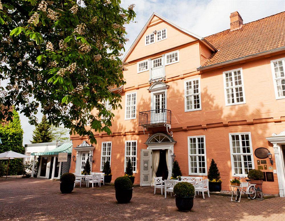Althoff Hotel Fuerstenhof เซลเลอ ภายนอก รูปภาพ The former post house